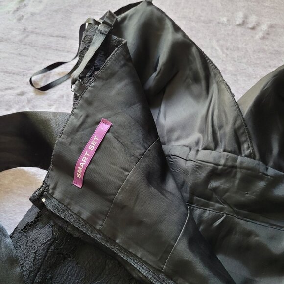 Smart Set little black lace dress size 7 - Picture 8 of 10